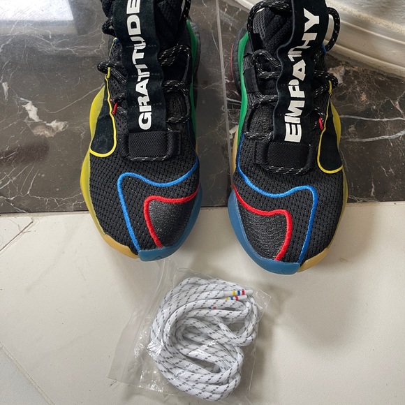 COPY - Adidas x Pharrell Williams Crazy BYW X - Picture 4 of 6